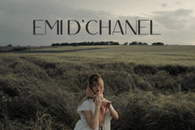 Load image into Gallery viewer, Le Atallier